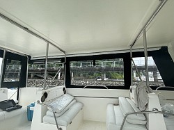 งานปิดด้านข้าง ด้านหลังเรือ